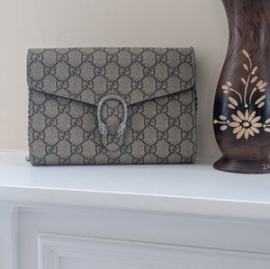 Gucci Dionysus GG Supreme Wallet on Chain Crossbody Bag